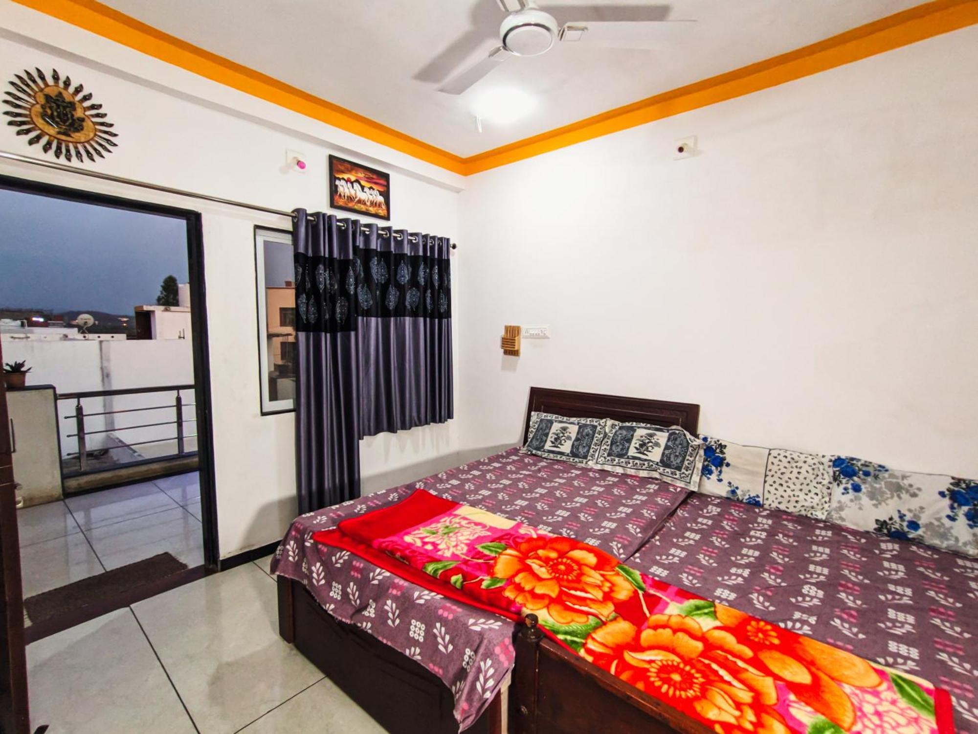 Bhavya Homestay Garudeshwar Extérieur photo
